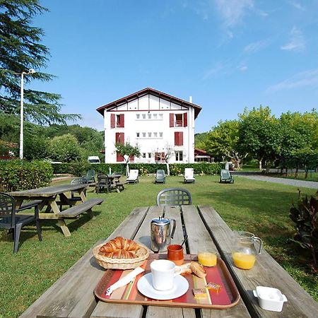 Hotel Pyrenees Atlantique Saint-Pée-sur-Nivelle Exteriér fotografie