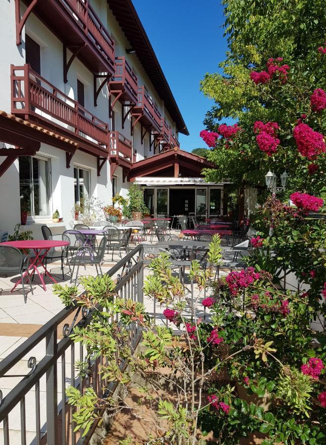 Hotel Pyrenees Atlantique Saint-Pée-sur-Nivelle Exteriér fotografie